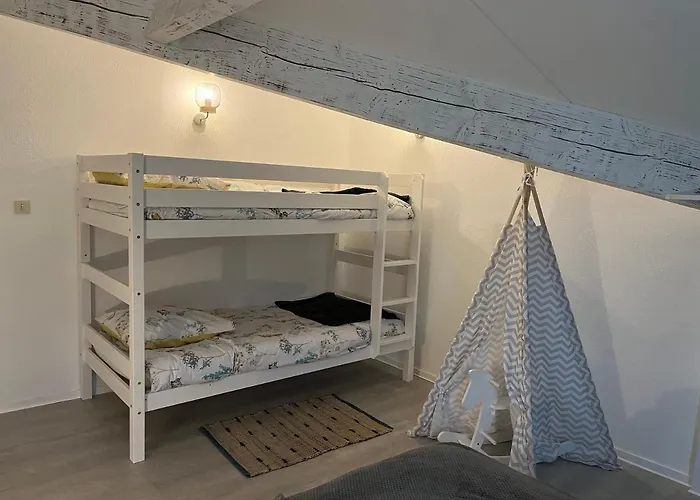 Maisonnette A 300 M Du De