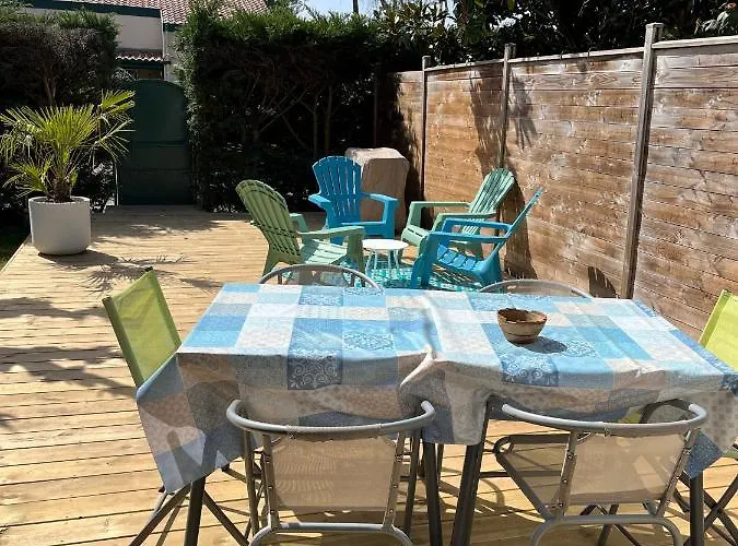 Maisonnette A 300 M Du De Ferienhaus